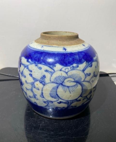 古玩陶瓷青花纏枝花卉紋蓋罐拍賣,當前價格1898元