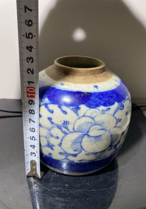 古玩陶瓷青花纏枝花卉紋蓋罐拍賣,當前價格1898元