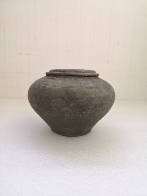 古玩陶瓷灰陶撲滿拍賣,當前價格750元