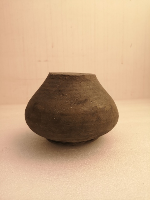 古玩陶瓷灰陶撲滿拍賣,當前價格750元