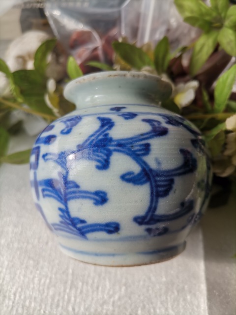 古玩陶瓷纏枝花囍字紋青花尊拍賣,當前價格188元