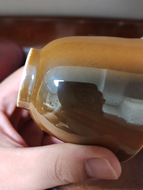 古玩陶瓷外紫金釉內青花金魚紋杯拍賣,當前價格1800元