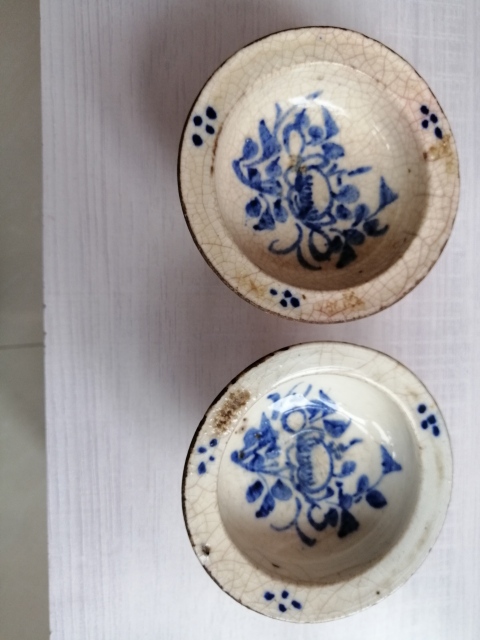 古玩陶瓷哥釉青花花卉紋高足貢盤拍賣，當前價格3988元