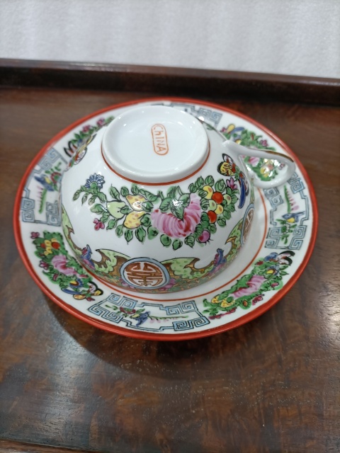 古玩陶瓷廣彩花鳥團壽紋杯碟拍賣,當前價格688元