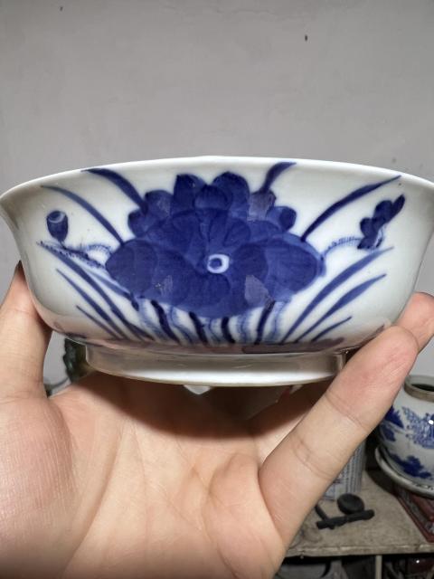 古玩陶瓷【精品·細路】青花滿池矯紋撇口碗拍賣,當前價格4500元