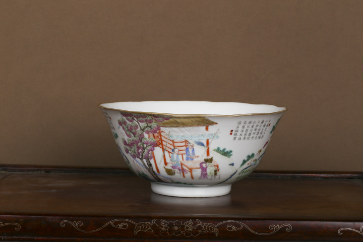 中国古美術品　粉彩人物文碗 「大清道光年製」　官窯15.4cm 中国古美術品 粉彩人物文碗 「大清道光年製」 官窯