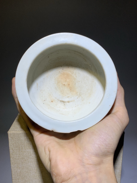 古玩陶瓷德化窯白釉香爐拍賣，當(dāng)前價(jià)格0元