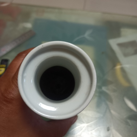 古玩陶瓷晚清黃地粉彩寶相花開窗花卉紋棒槌瓶拍賣,當前價格2680元