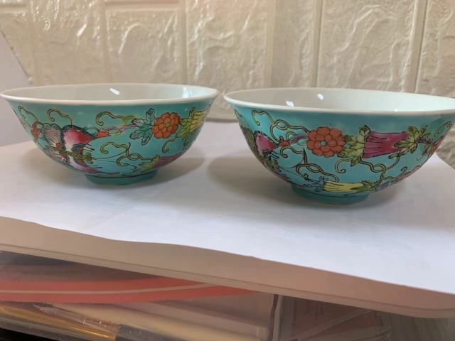 古玩陶瓷松石綠地粉彩瓜蝶連綿碗拍賣,當前價格880元