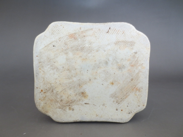 古玩陶瓷花卉紋青花茶葉罐拍賣,當(dāng)前價(jià)格3688元