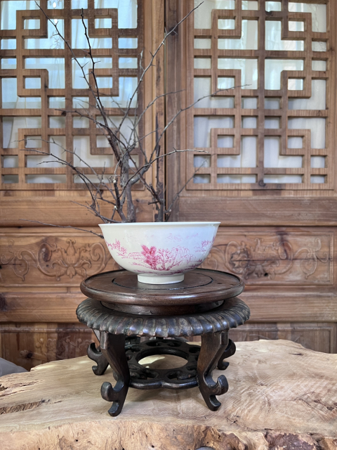 古玩陶瓷【帶證書·精品御窯廠名家款】胭脂紅彩山水人物詩文墩式碗拍賣，當前價格23000元