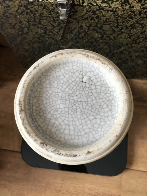 古玩陶瓷哥釉觀音瓶拍賣，當(dāng)前價(jià)格20000元