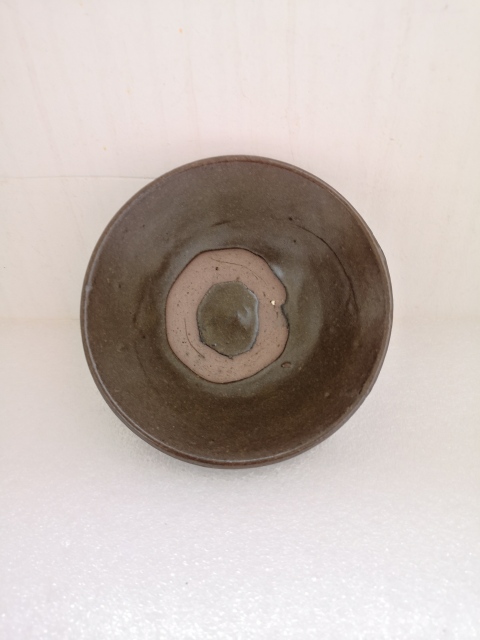 古玩陶瓷清早期褐釉澀圈圈足疊燒工藝碗拍賣,當前價格198元