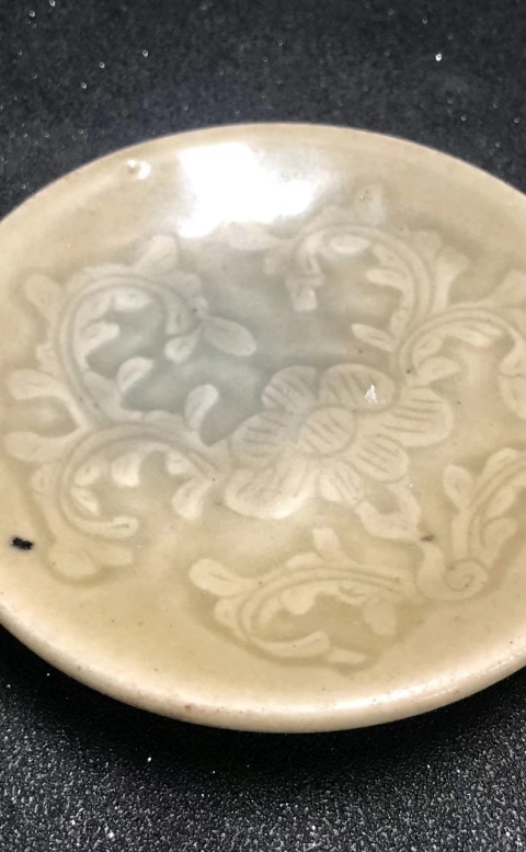 古玩陶瓷清中期耀州刻花筆舔拍賣,當前價格2600元
