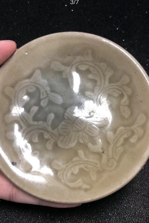 古玩陶瓷清中期耀州刻花筆舔拍賣,當前價格2600元