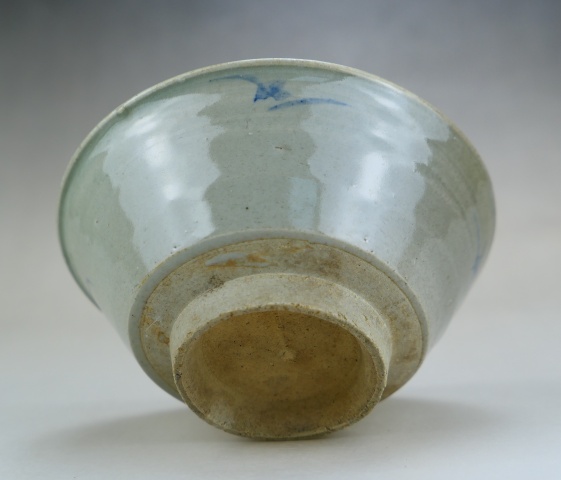 古玩陶瓷明代.龍泉窯青瓷青花唇口碗（1368年-1644年）拍賣，當前價格1980元