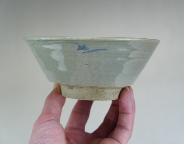 古玩陶瓷明代.龍泉窯青瓷青花唇口碗（1368年-1644年）拍賣，當前價格1980元