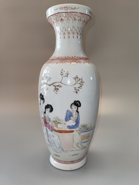 古玩陶瓷粉彩仕女人物紋瓶拍賣,當前價格1800元