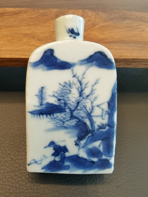 古玩陶瓷青花山水人物紋鼻煙壺拍賣，當(dāng)前價(jià)格798元