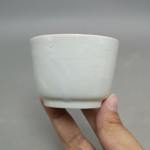 古玩陶瓷清代白釉壓手杯拍賣，當前價格300元