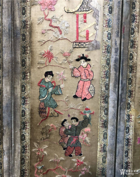 古玩雜項清代蘇百子登科繡刺繡四扇小屏風拍賣,當前價格38880元