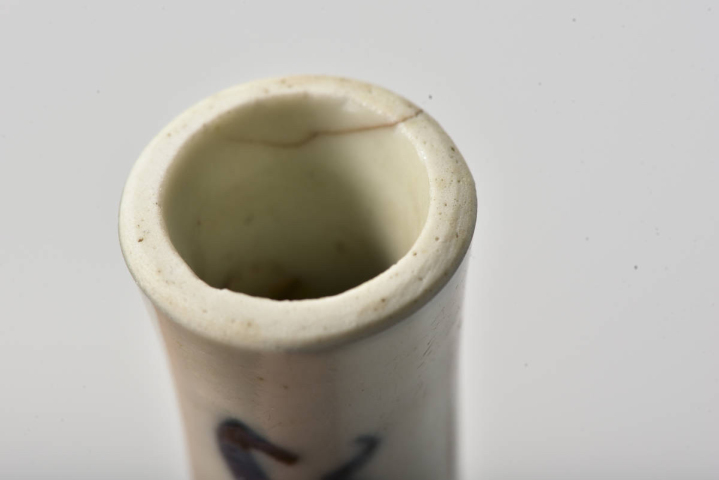 古玩陶瓷清道光二龍戲珠青花長(zhǎng)頸瓶拍賣(mài)，當(dāng)前價(jià)格3600元