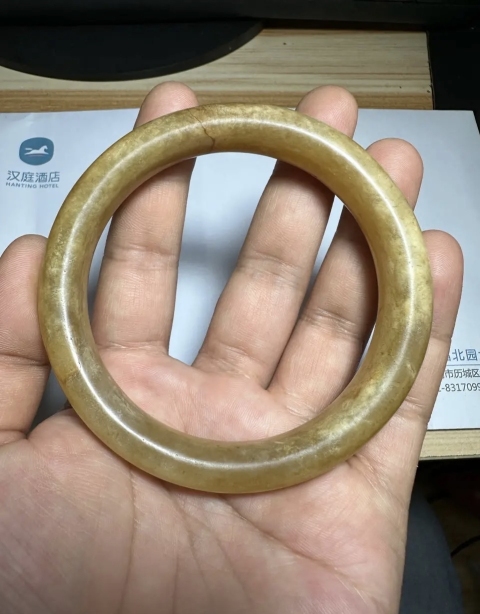 古玩玉器明清代玉鐲拍賣，當前價格1800元