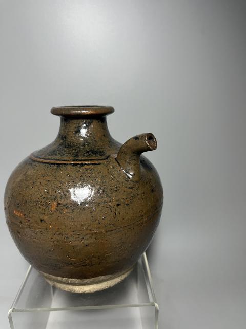 古玩陶瓷磁州窯褐釉花澆拍賣,當前價格0元