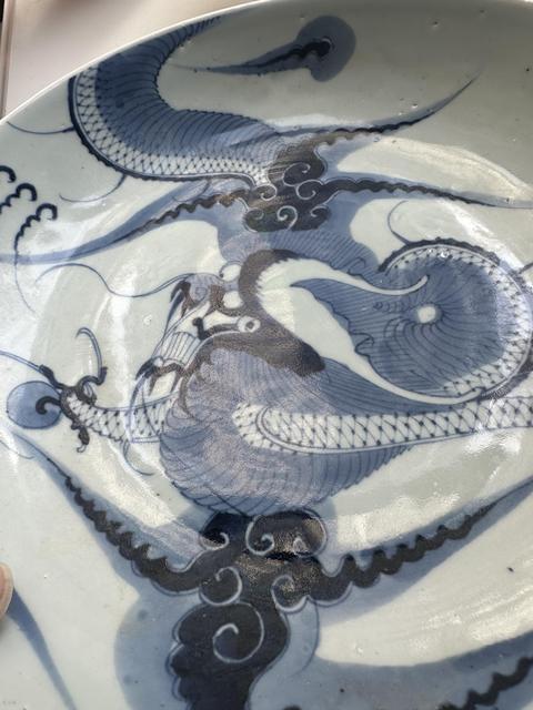 古玩陶瓷清雍乾青花過墻龍盤拍賣,當前價格9999元