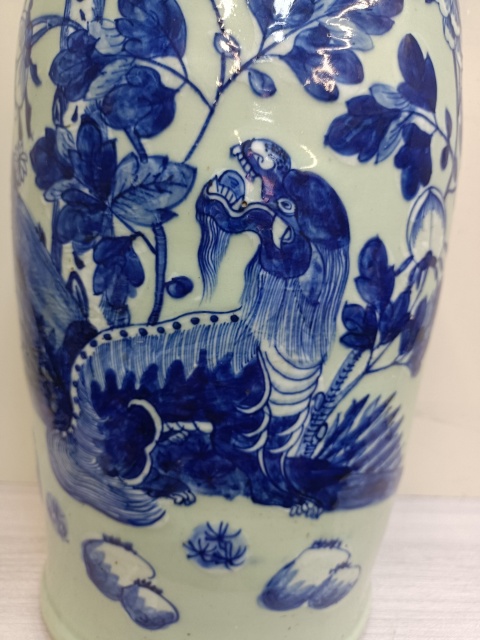 古玩陶瓷英雄斗志豆青釉青花盤口瓶拍賣，當前價格12888元