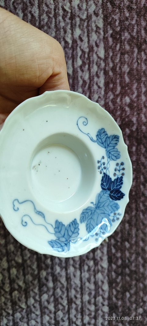 古玩陶瓷江西瓷業(yè)公司款青花釉里紅葡萄紋蓋碗拍賣，當前價格9800元