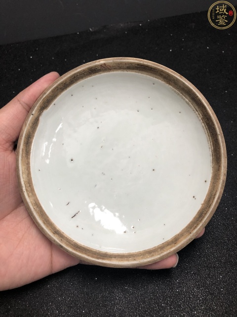 古玩陶瓷大名家范永興官窯樣式礬紅梅花洪福齊天紋蓋盒拍賣,當前價格2600元