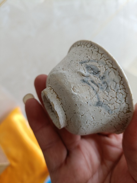 古玩陶瓷罕見清早期龜背釉玉字款青花杯拍賣，當前價格99元