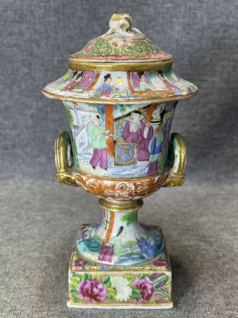 古玩陶瓷道光廣彩西廂記人物獎杯拍賣，當前價格18650元