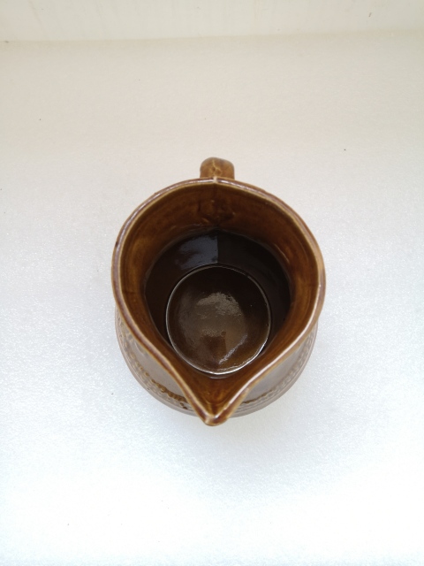 古玩陶瓷褐釉印花執壺拍賣,當前價格450元