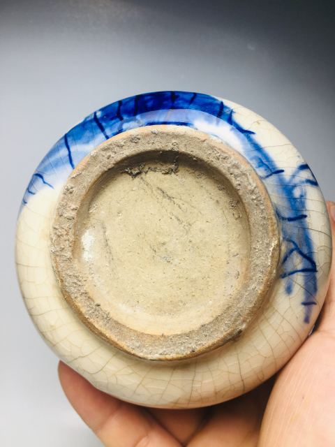 古玩陶瓷青花山水紋香爐拍賣,當前價格0元