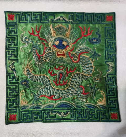 古玩雜項龍紋繡片拍賣,當前價格1368元