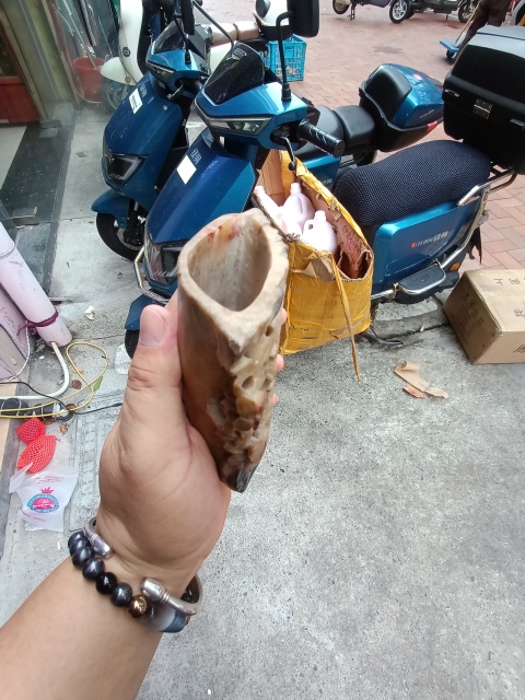 古玩玉器(特價)民國壽山石雕筆筒拍賣,當前價格580元