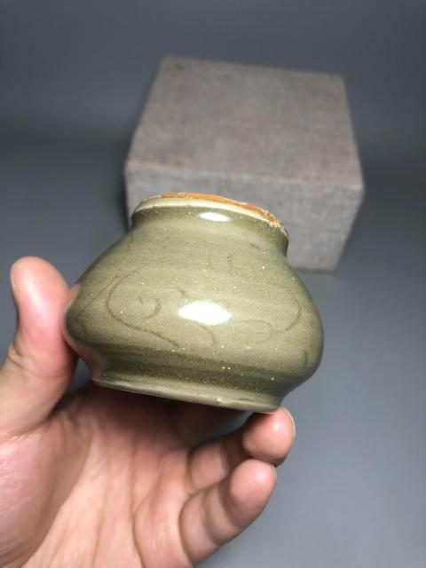 古玩陶瓷元代龍泉青釉暗刻花水盂（精品）拍賣，當前價格5280元