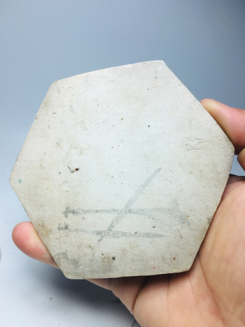 古玩陶瓷（民國(guó)）粉彩人物紋瓷板畫(huà)拍賣(mài)，當(dāng)前價(jià)格0元