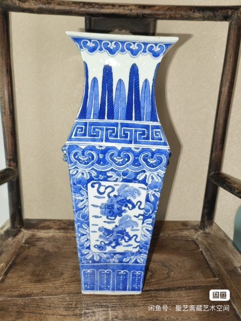 古玩陶瓷雙鋪首獅紋四方撇口瓶拍賣，當(dāng)前價格16000元