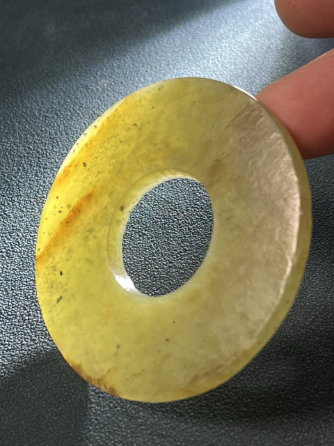 古玩玉器和田玉素紋壁拍賣，當(dāng)前價(jià)格38000元