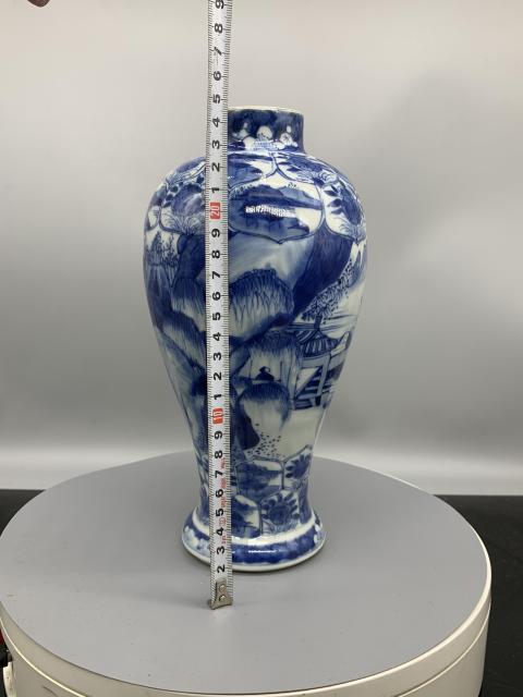 古玩陶瓷康熙青花山水樓閣人物紋雞腿瓶拍賣,當前價格25800元