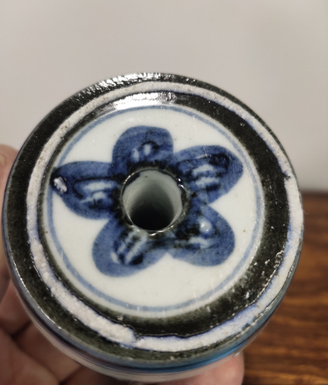 古玩陶瓷清中期-青花福字紋燭臺拍賣，當前價格450元