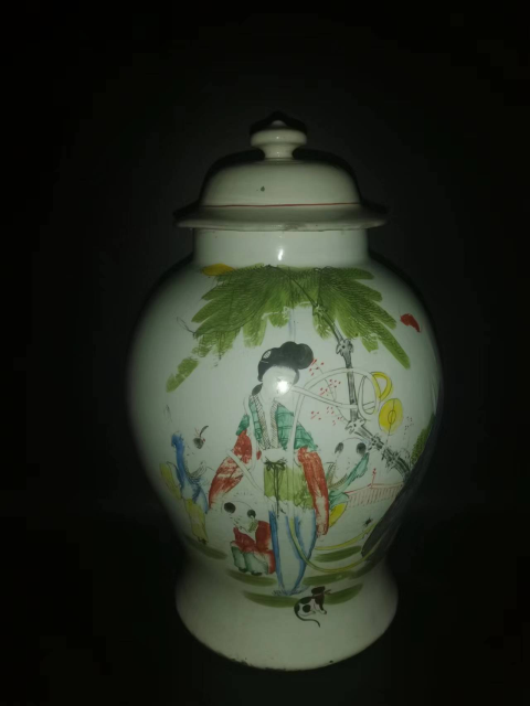 古玩陶瓷粉彩教子圖人物紋將軍罐拍賣,當(dāng)前價(jià)格8600元
