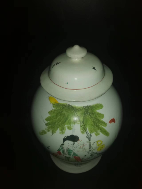 古玩陶瓷粉彩教子圖人物紋將軍罐拍賣,當(dāng)前價(jià)格8600元