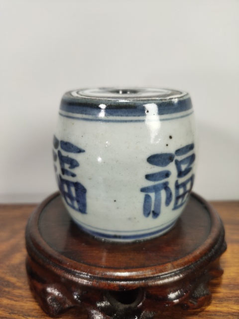 古玩陶瓷清中期-青花福字紋燭臺拍賣，當前價格450元