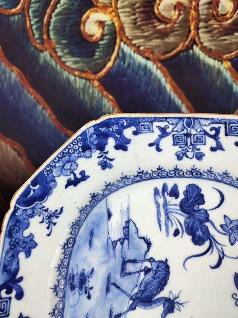 古玩陶瓷清乾隆青花松鹿圖八方大盤拍賣,當前價格2288元