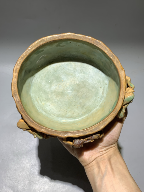 古玩陶瓷清代石灣窯蟹甲八方洗 水仙盆拍賣(mài),當(dāng)前價(jià)格688元