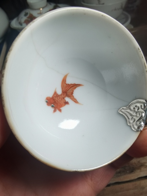 古玩陶瓷粉彩獅子滾繡球圖茶杯拍賣，當前價格3000元